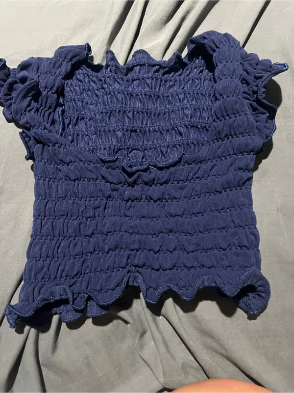 Anthropologie navy ruched crinkly top xs/xxs - Image 7