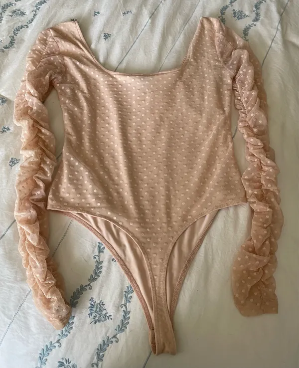 Forever 21 pink polka dot long sleeve bodysuit. Size L - Image 3