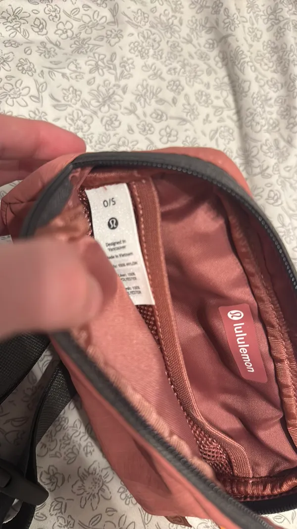 Lululemon Belt Bag - Image 6