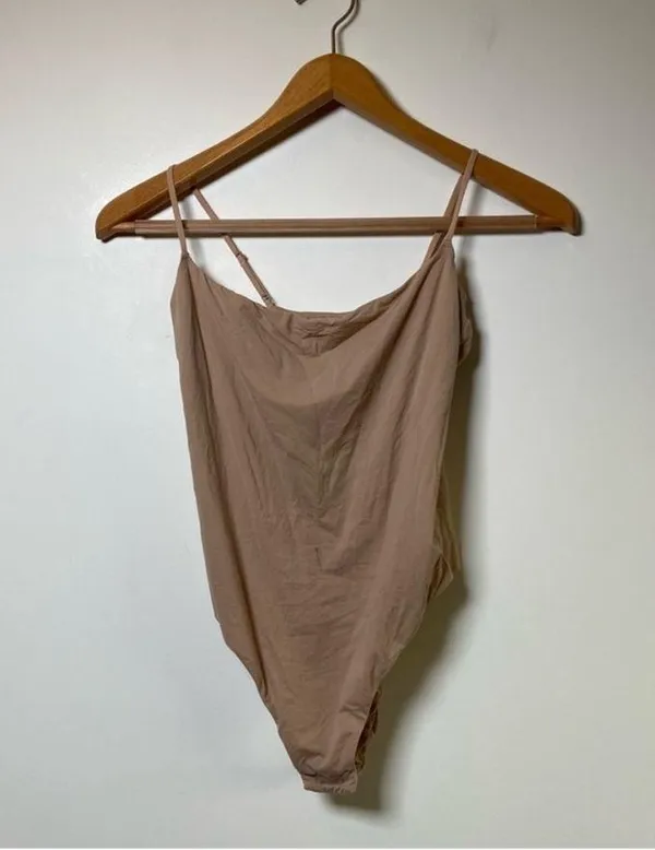Tan skims bodysuit - Image 11