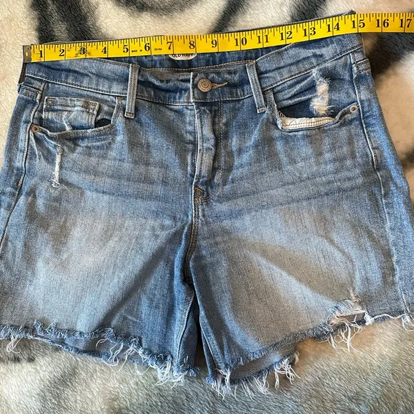 Cotton Old Navy Size 6 Distressed Denim Shorts Frayed Hem High Rise Like New - Image 5