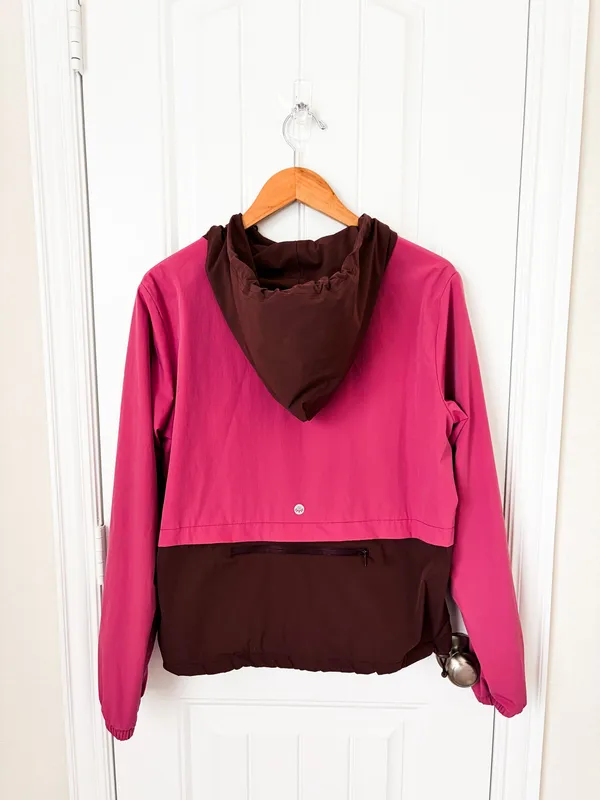Senita Athletics Nora Windbreaker in French Rose/ Fossil Jacket Size Small - Image 2