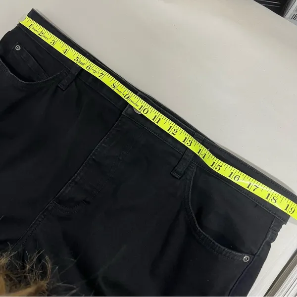 LEE Regular Fit Mid Rise Bootcut Jeans Washed Black Size 18M - Image 6