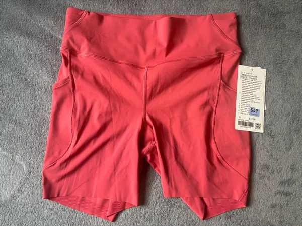 Lululemon Fast and Free High-Rise Short 6" *5 Pocket Desert Red Size 10 - Image 2