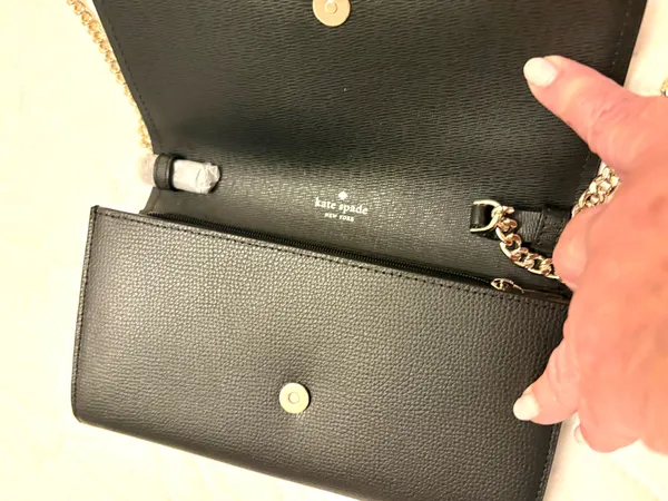 Kate Spade New York Darcy Chain Wallet Crossbody in black. - Image 6
