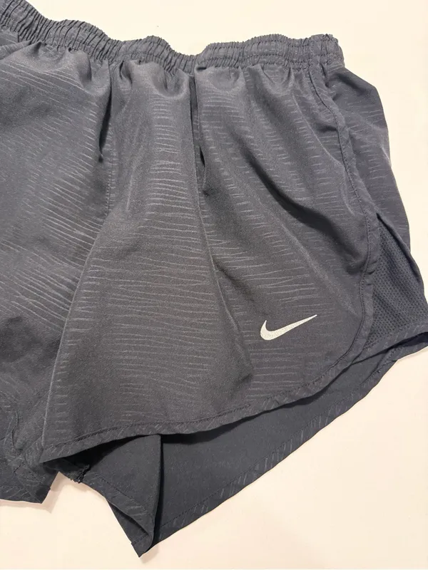 Nike Women’s Black‎ Athletic Running Shorts with Reflective Swoosh Size Small - Image 4