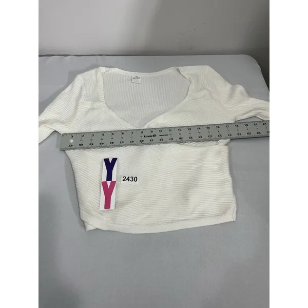 Womans Holister Large White Pullover Criss-cross Cropped Sweater V Neck - Image 4