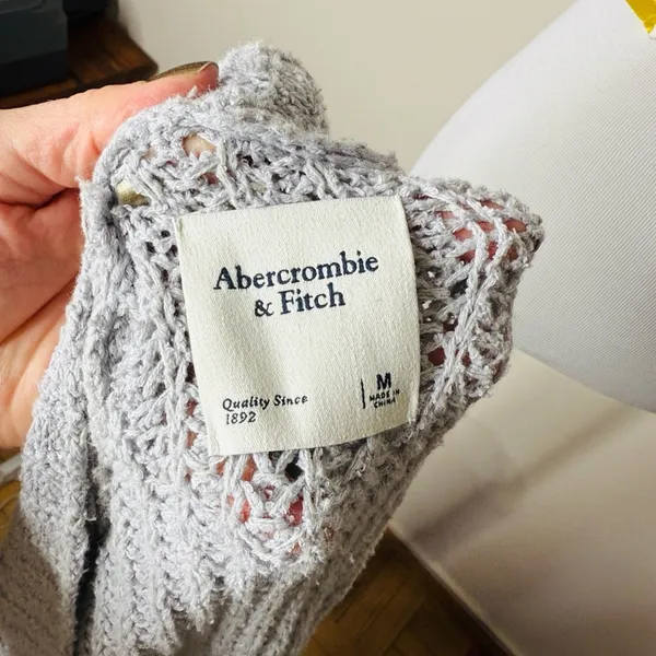 Abercrombie Gray Open Front Knit Cardigan - Image 3
