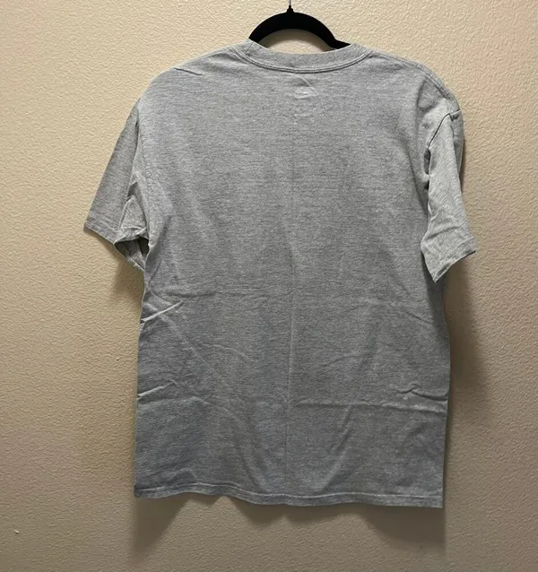 Walt Disney World Disneyland Resort Mickey Mouse Graphic T-Shirt Sz M by Hanes - Image 3
