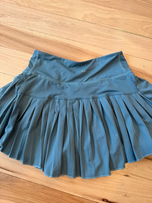 GoldHinge pleated tealish color skirt - size XS! - Image 3
