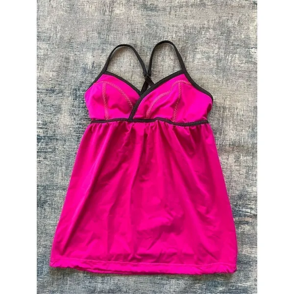 Lululemon Rehearsal Athletic Tank Top in Paris Pink Size 4 - Image 5