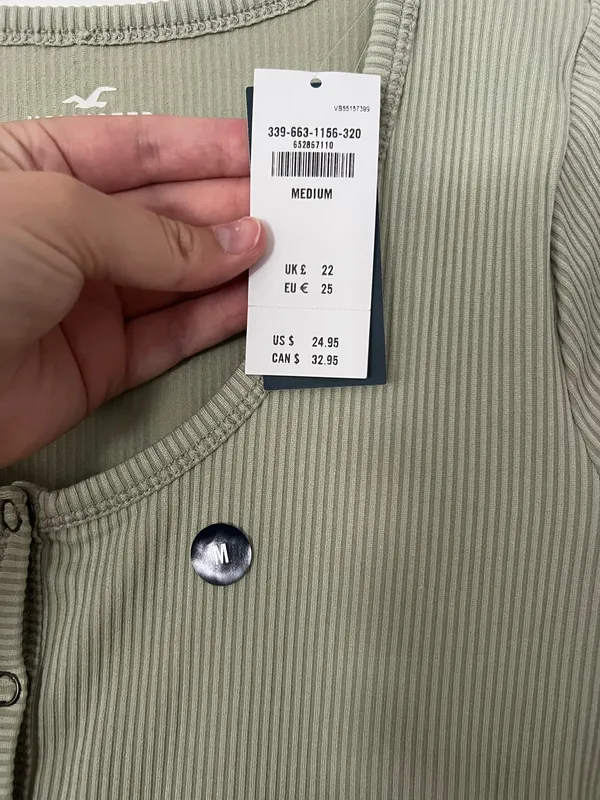 Hollister Must-Have Collection Baby Tee - Image 3