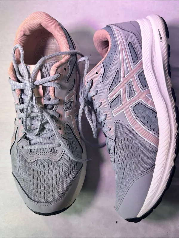 ASICS Women's Gray and Light Pink Athletic Running Shoe - Image 7