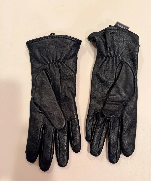 Charter Club | ladies black leather gloves. Size: L - Image 3