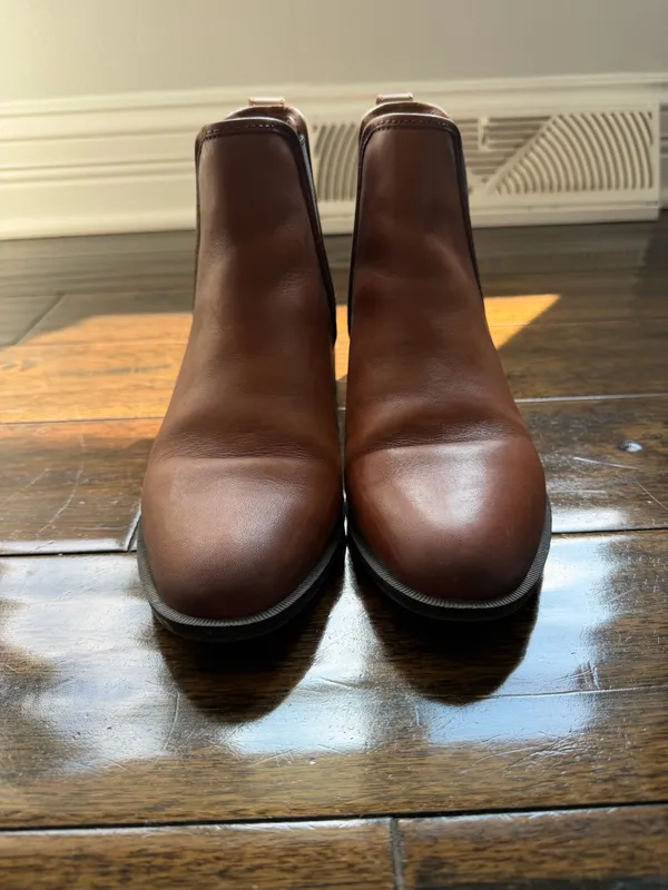Steve Madden Leather Chelsea Boots - Image 6