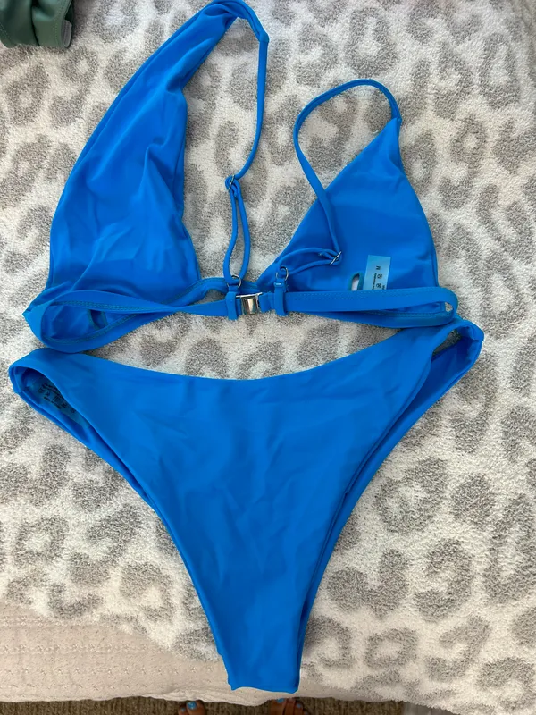 Bikini - Image 2