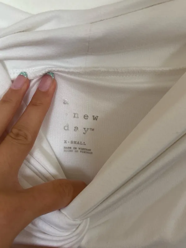 a new day White Off-Shoulder Twist Front Camisole - Image 3
