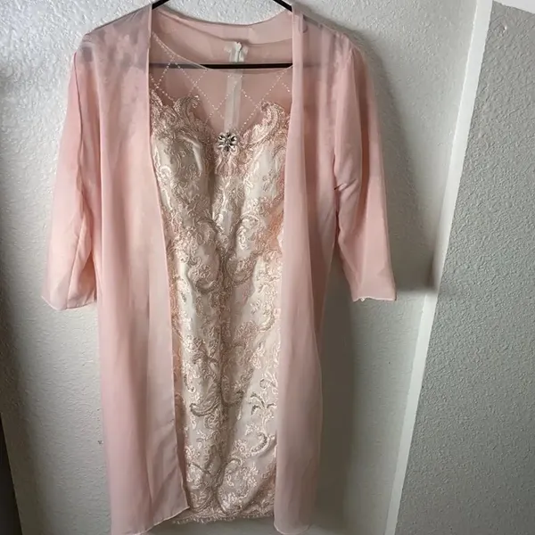 Pink Cocktail Dress - Intricate Beautiful Beading Approx Size 4 - Image 10