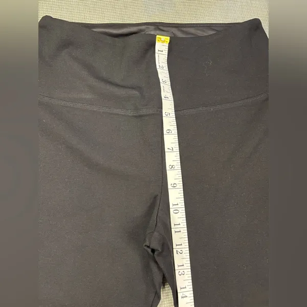 Jones New York (JNY) Black Crop Leggings / Pants - Size Large - Image 5