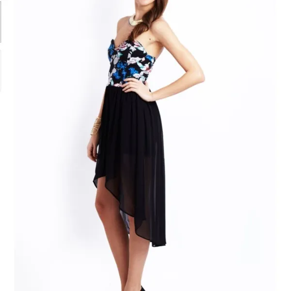 Motel Rocks Chika Strapless‎ Floral Dress - Image 3