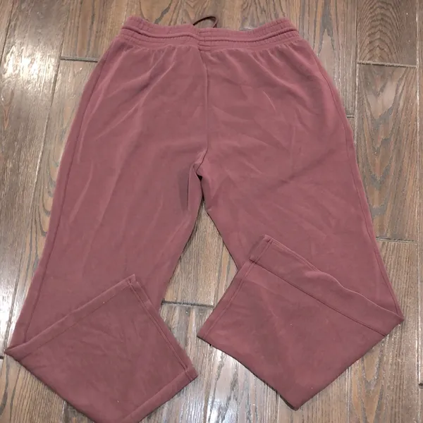 Danskin burgundy sweat pants size large - Image 4