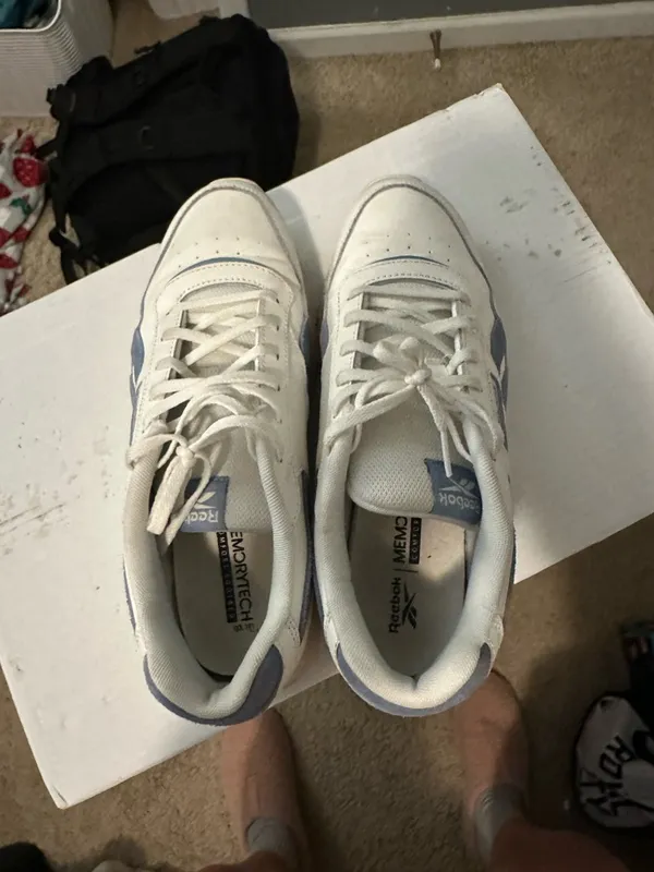 Reebok White Sneakers with Light Blue Trim - Image 4