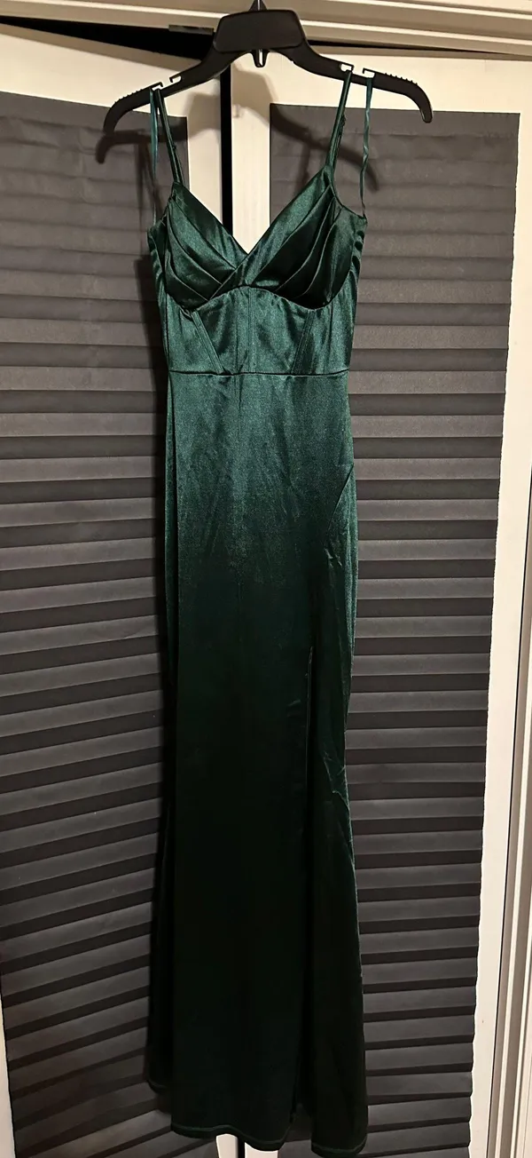 Windsor Rae Formal Satin Pleated Bust Mermaid Dress - Image 3