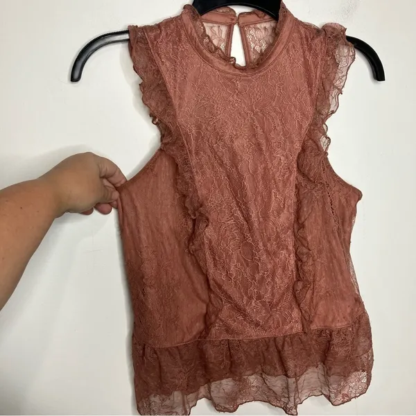 Express dusty rose ruffle blouse size small‎ - Image 2