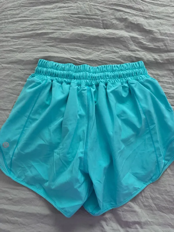 Lululemon Hotty Hot Shorts - Image 3