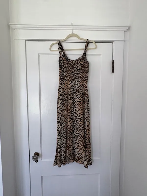 Faithfull the Brand leopard midi dress - Image 5