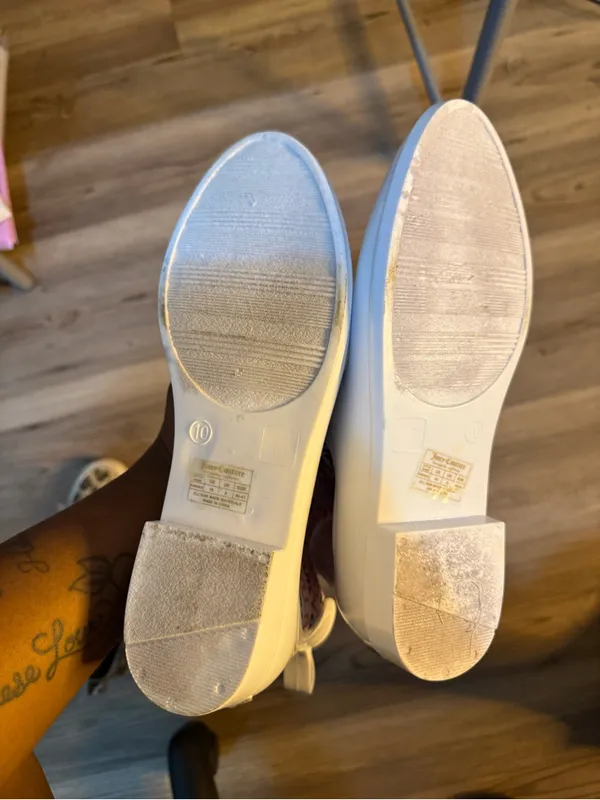 Juicy Couture White Kids Rain Chelsea Boots with Multicolor Logo Panels - Image 4