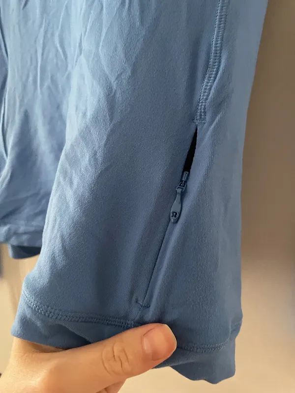 It’s Rulu Lululemon Long Sleeve - Image 3