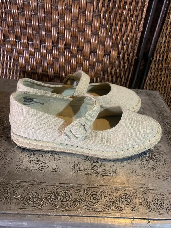 Haute Hippie Cream Linen Blend Mary Jane’s Size 6.5 - Image 3