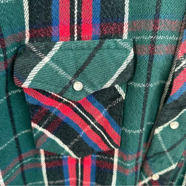 Wrangler green plaid flannel shirt - Image 7