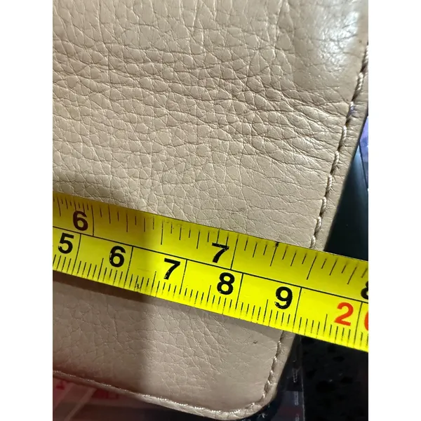 Marc Jacobs Beige Leather Wallet Snap‎ Closure Card Holder Zip Pocket - Image 7