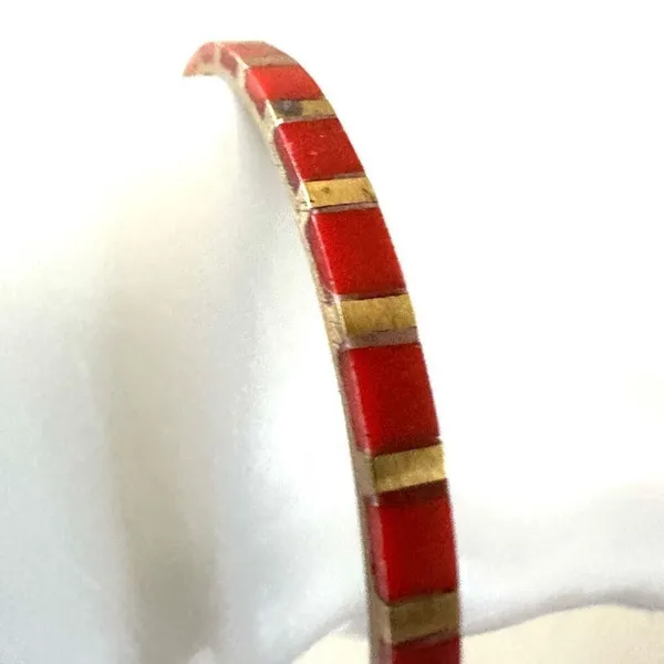 Red and gold tone vintage bangle bracelet - Image 6