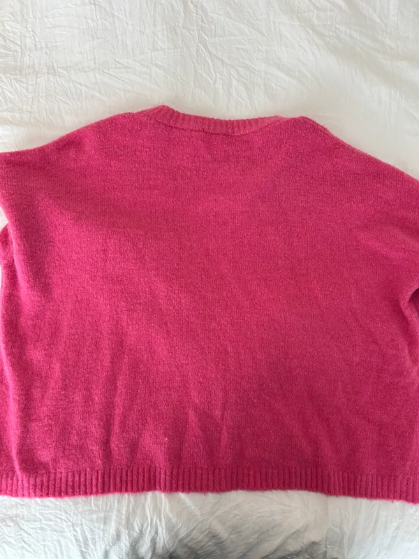Pink Sweater - Image 4
