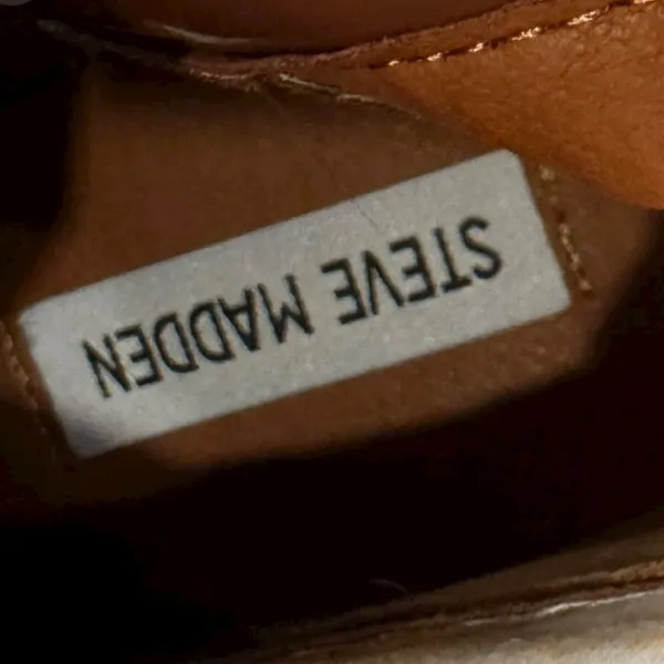 Steve Madden Glossy‎ Brown Heeled Boots - Image 10