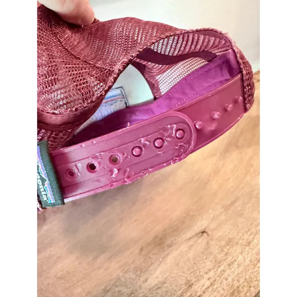 Patagonia P-6 Logo Trucker Hat Magenta Purple‎ White Mesh Snapback Cap - Image 3