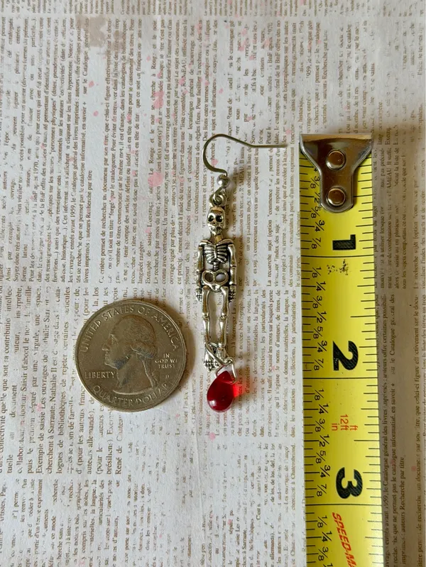 Handmade skull funky cute spooky dangle earrings 💀❤️ - Image 6