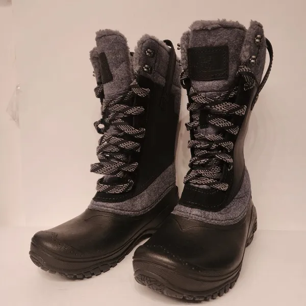 The North Face Shellista III Mid Winter Boots Women’s Black & Grey Size 6 - Image 5