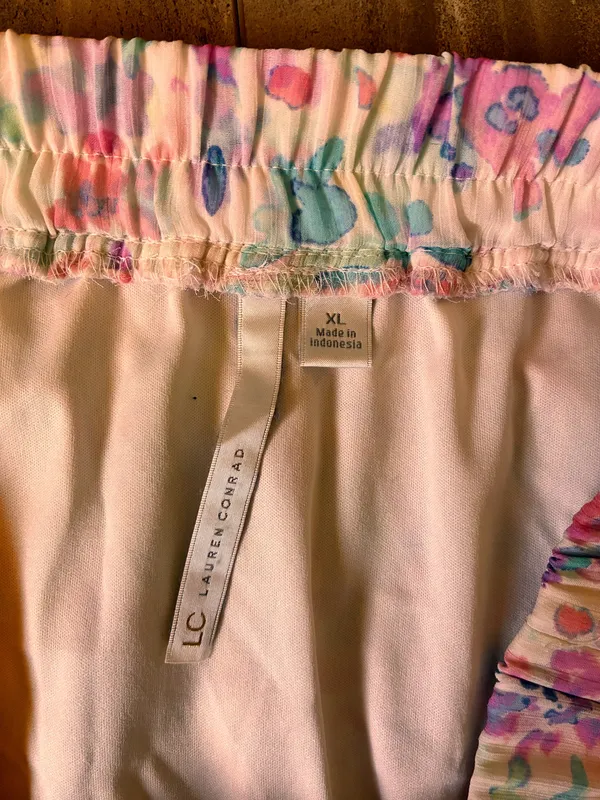 LC Lauren Conrad ruffle skirt floral - Image 4