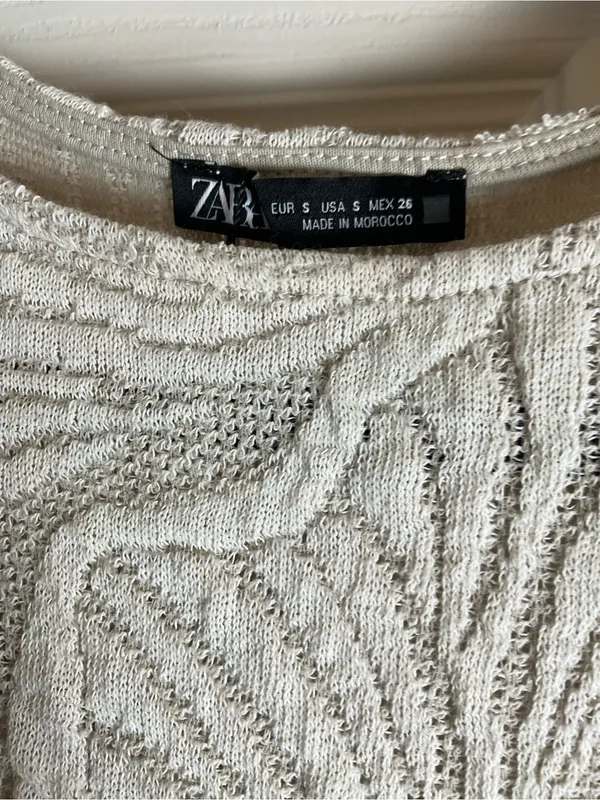 Zara Textured Cream & Beige Abstract 3D Knit Cap Sleeve Midi Dress Size Small - Image 5