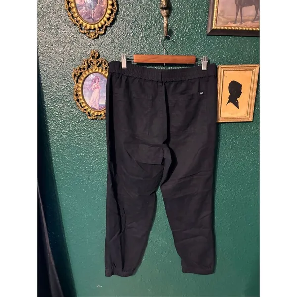 Gap Women’s Black Pull On Pants Sz Medium - Image 2