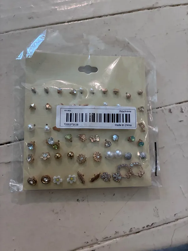 30 Pairs Assorted Minimalist Stud Earrings Set, Faux Pearl, Metal, Rhinestone, Bow, Flower, Musical Note Design, Suitable For Daily Wear And Commuting For Women - Image 3
