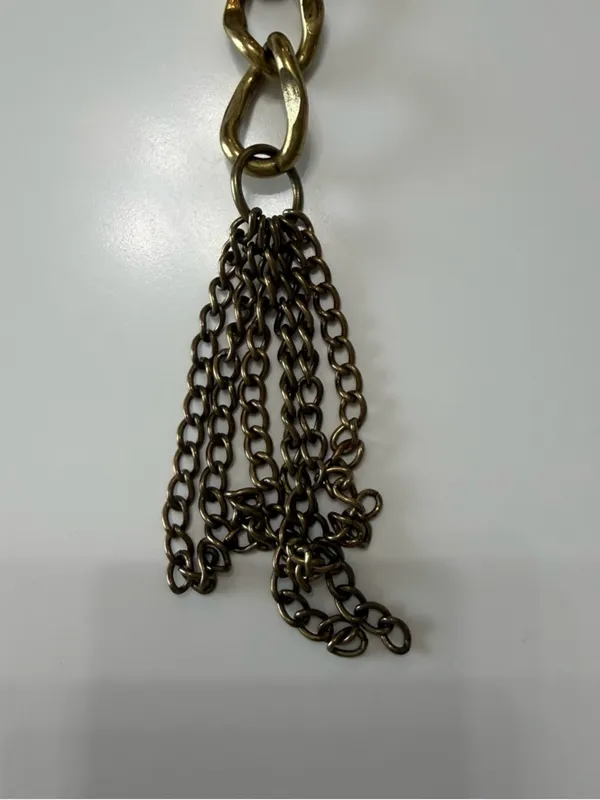Chunky Goldtone Chain Belt - Women's Fashion Accessory - Image 5