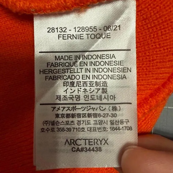 orange and yellow arcteryx bird head toque beanie - Image 3
