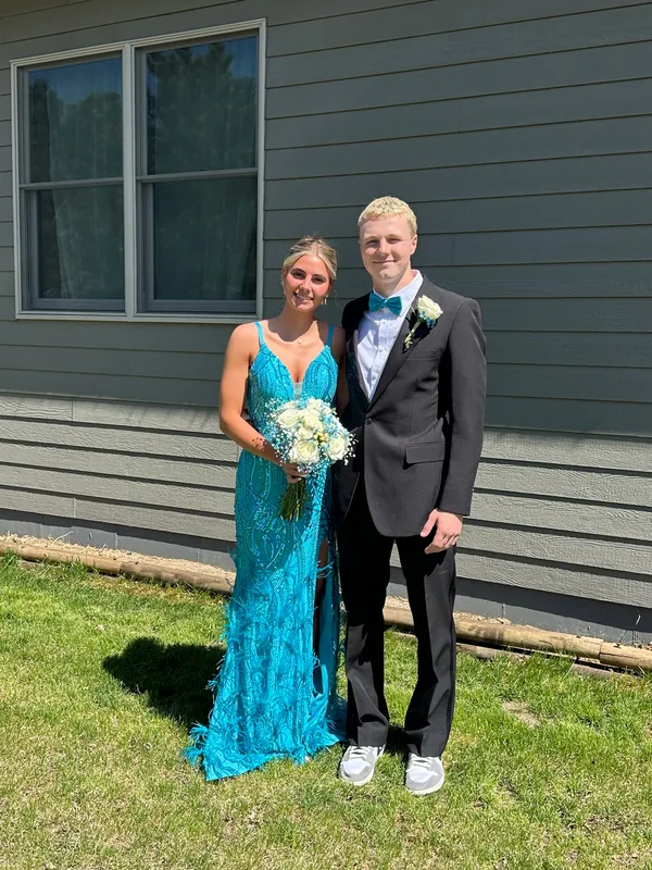 Prom Dress Blue Size 4 - Image 4