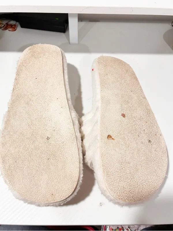 Adidas Adilette Cozy Slides Sandals Off White Size 9 - Image 5