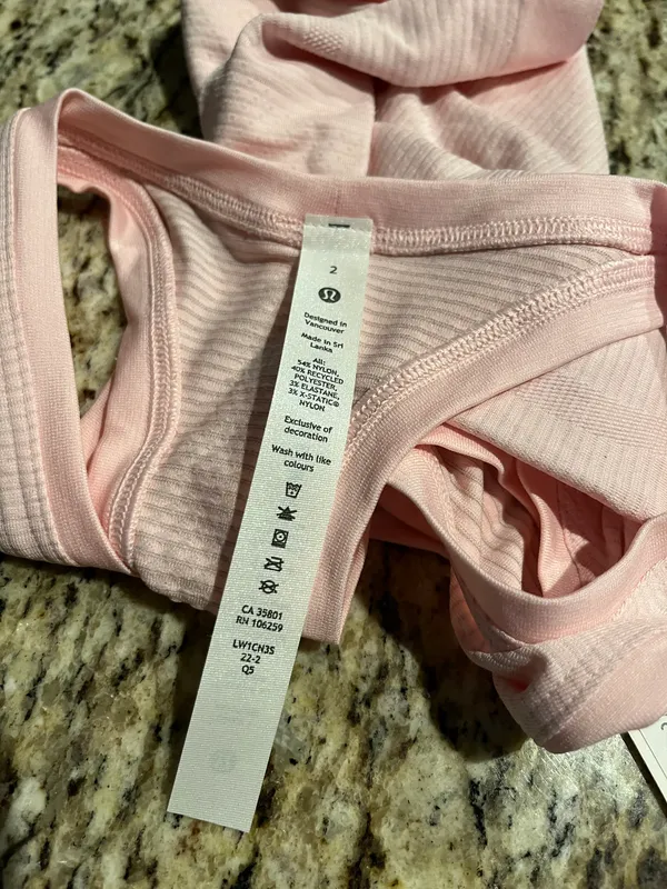 NWT Swiftly Tech Racerback Tank Top 2.0 Race Length - Strawberry Milkshake - Image 6